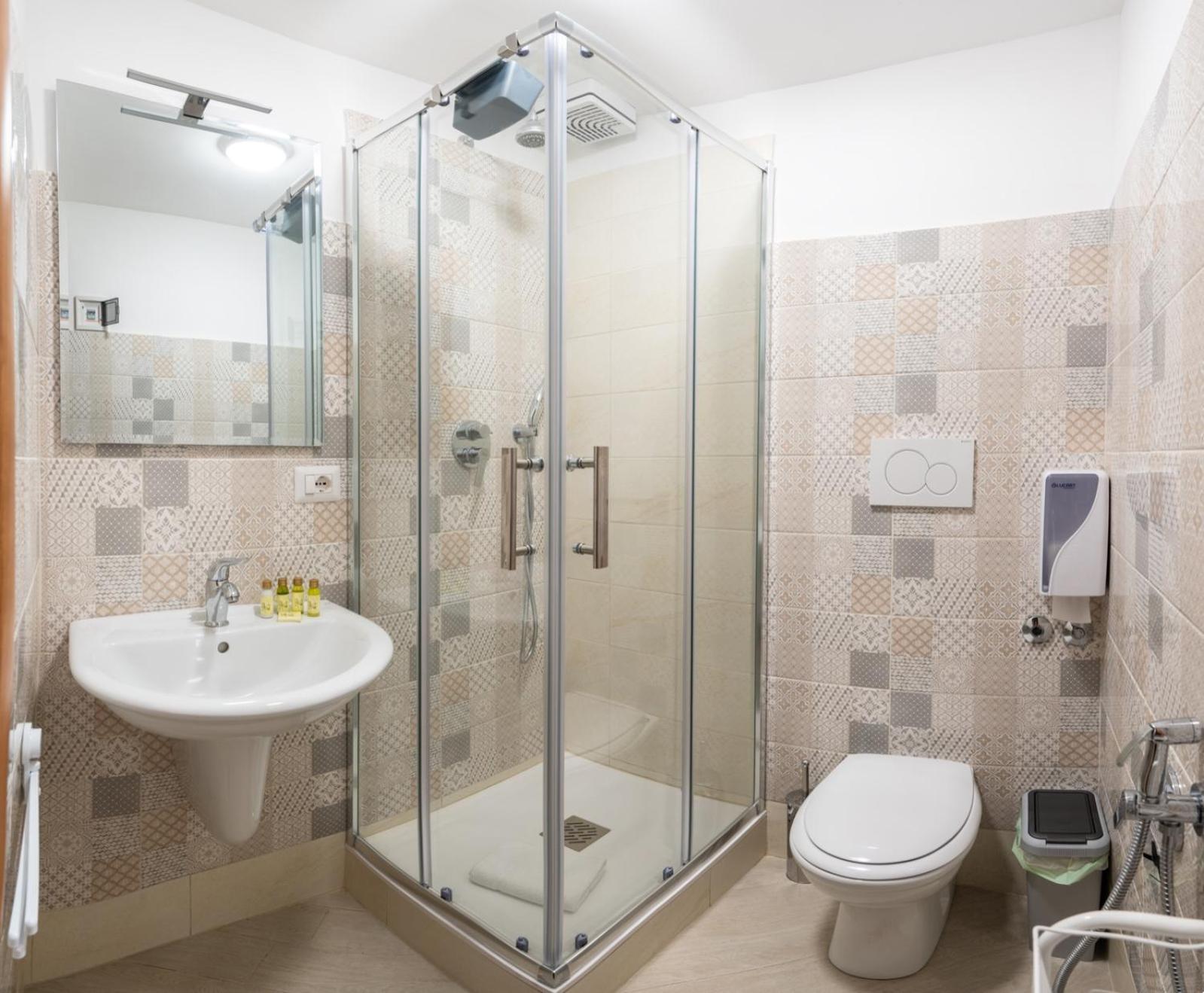 Hotel Conte Cavour Mesyna Zewnętrze zdjęcie